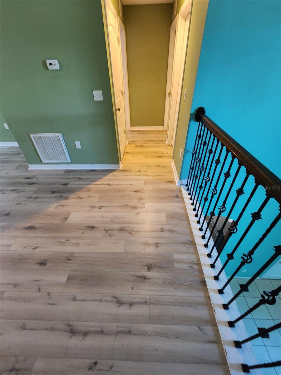 CRESTRIDGE AT ESTATES - Residential Lease