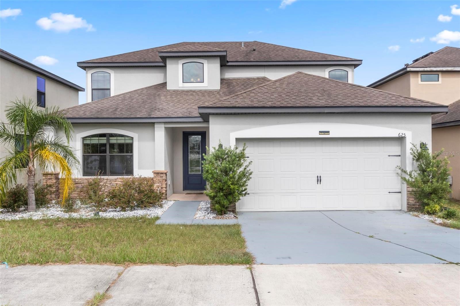 CRESTRIDGE AT ESTATES - Residential Lease