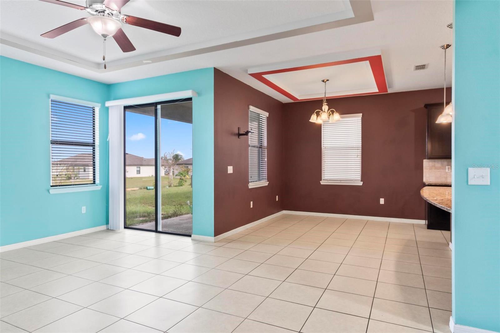 CRESTRIDGE AT ESTATES - Residential Lease