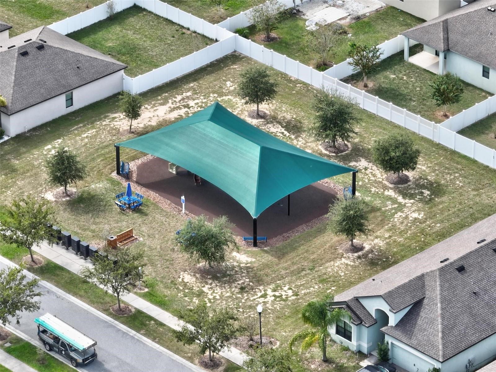 CRESTRIDGE AT ESTATES - Residential Lease