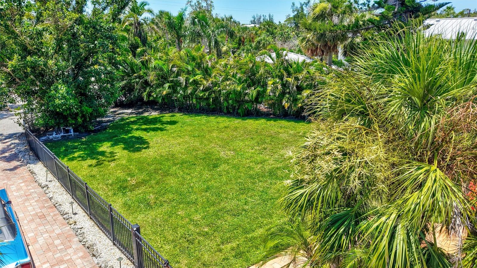 PRINCES GATE - Residential