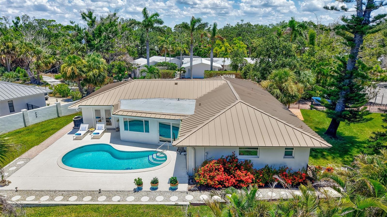 PRINCES GATE - Residential