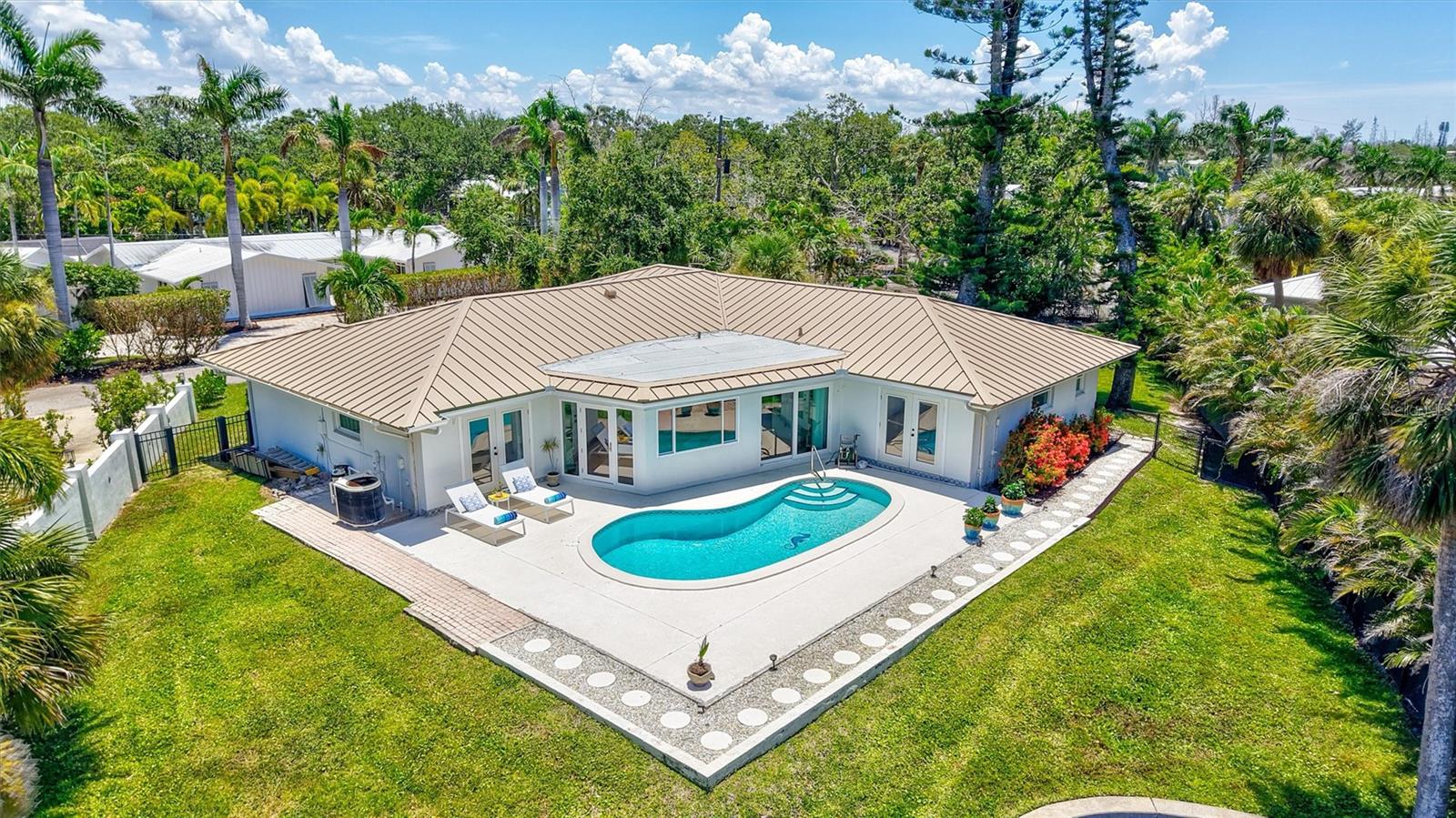 PRINCES GATE - Residential