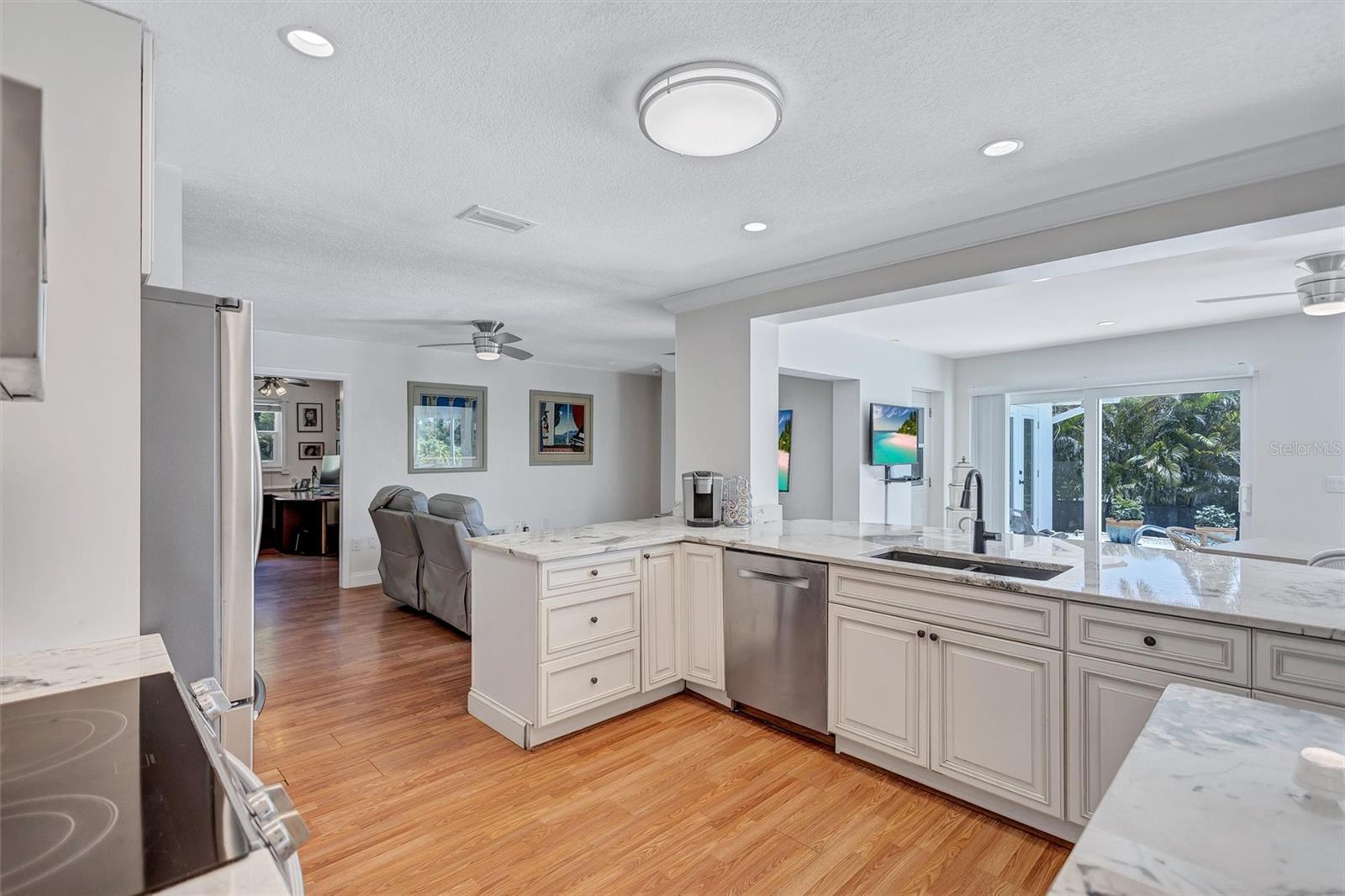 PRINCES GATE - Residential