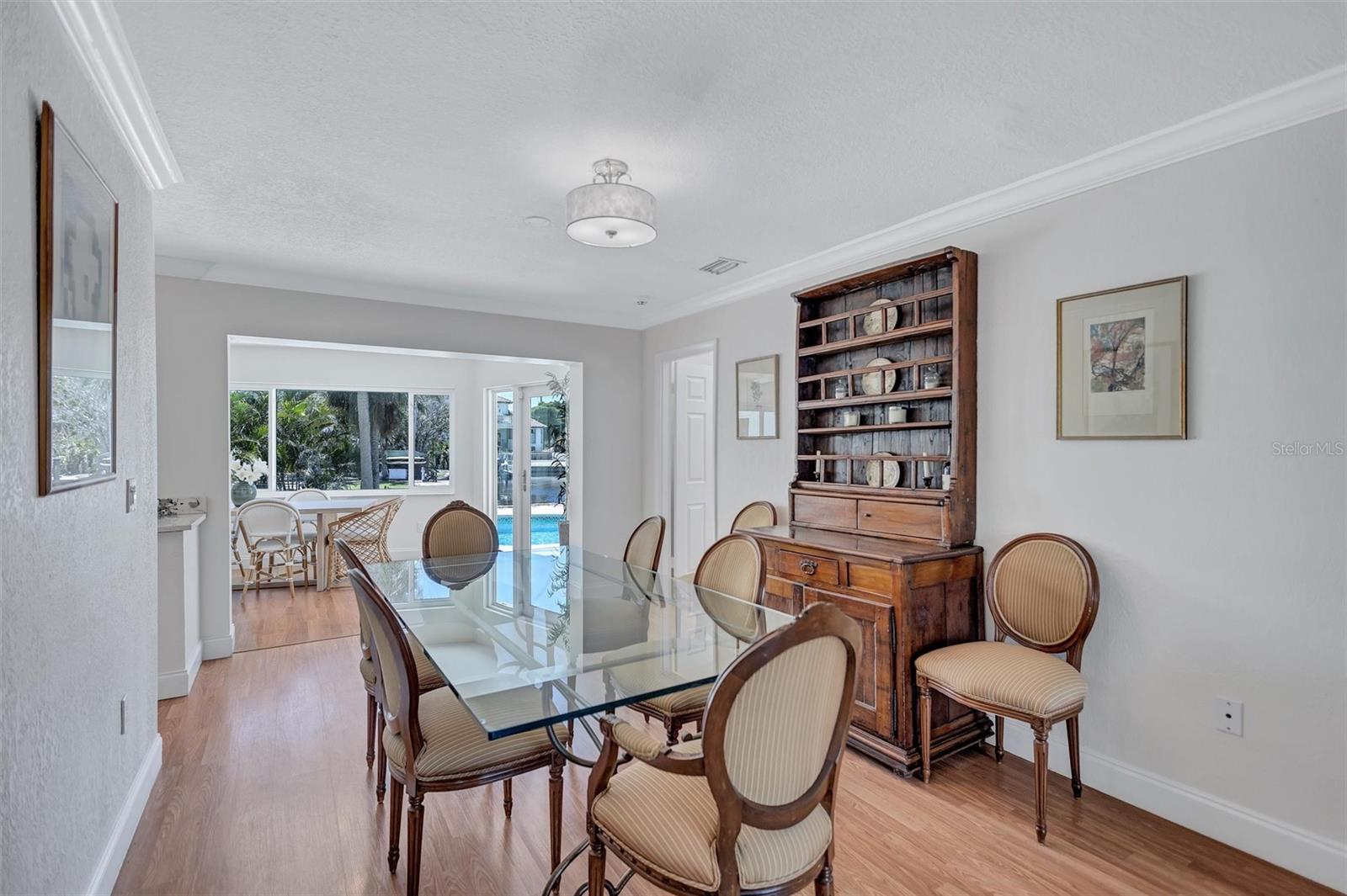 PRINCES GATE - Residential