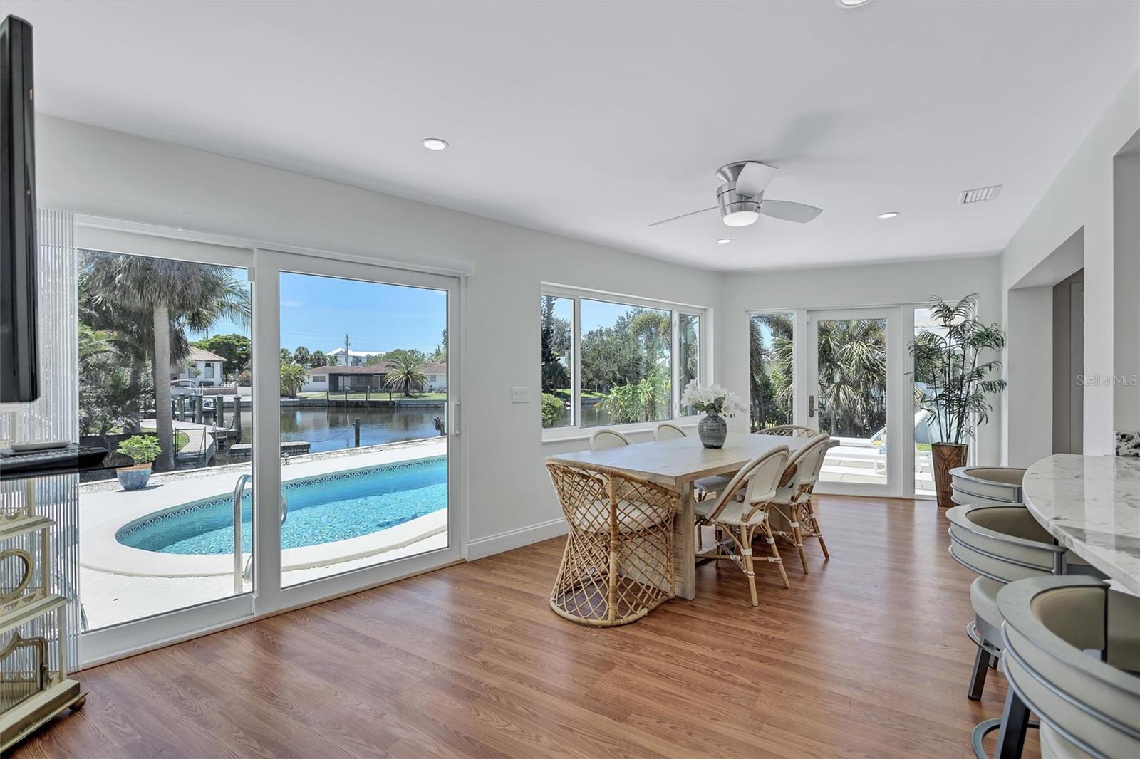 PRINCES GATE - Residential