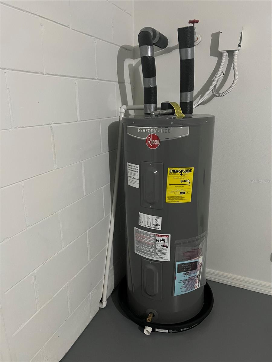 DELTONA LAKES UNIT 12 - Residential