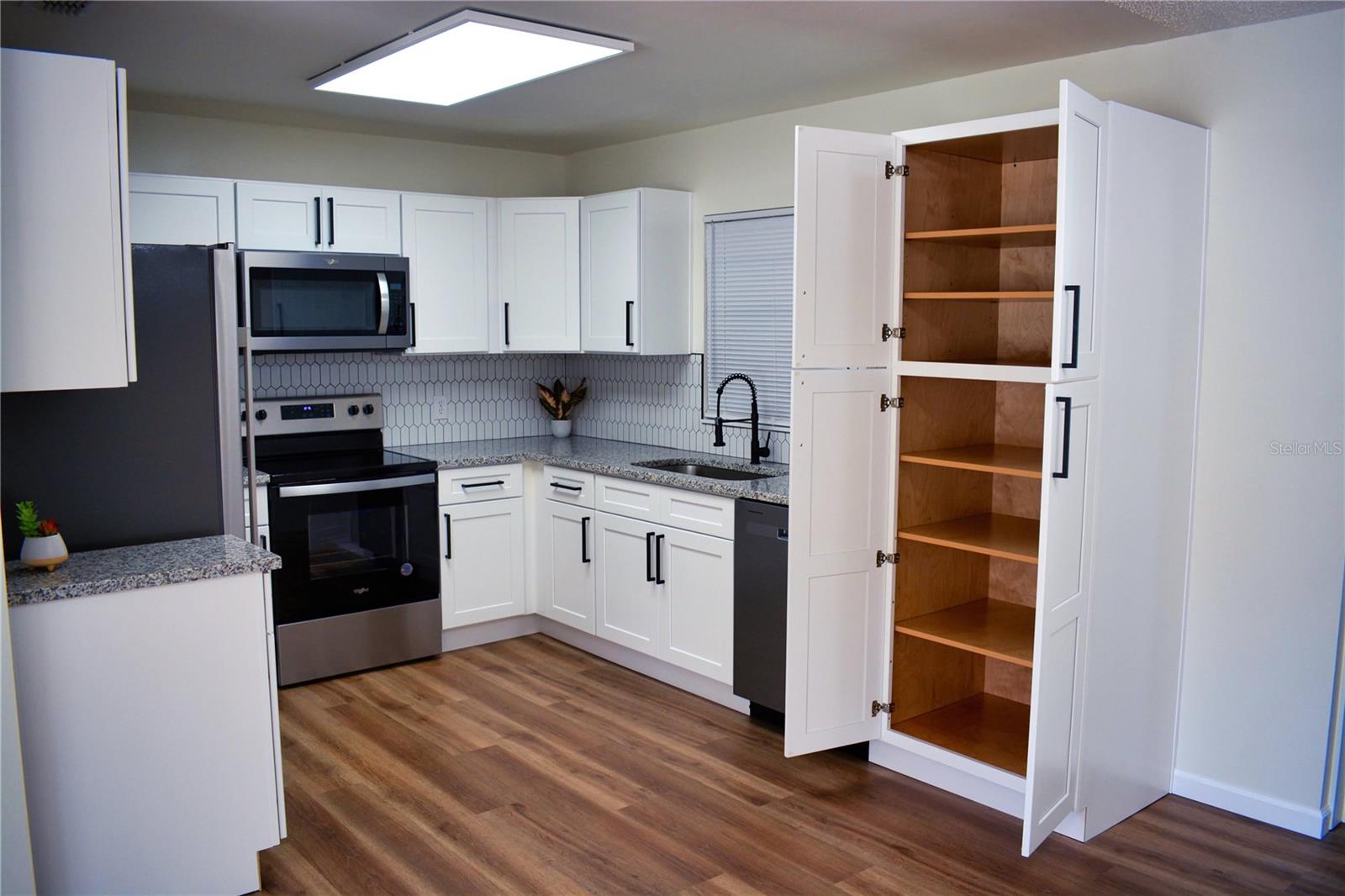 DELTONA LAKES UNIT 12 - Residential