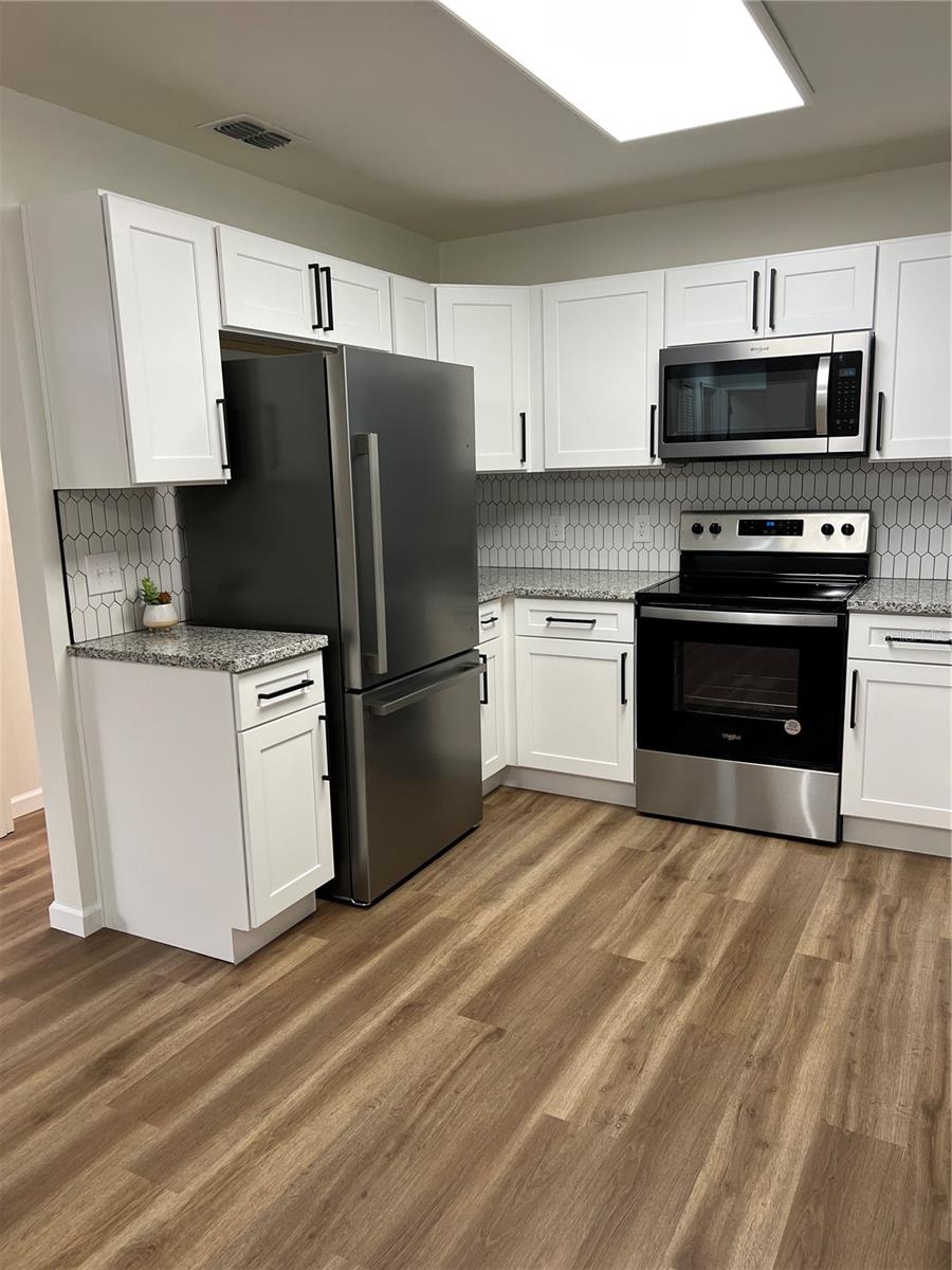 DELTONA LAKES UNIT 12 - Residential