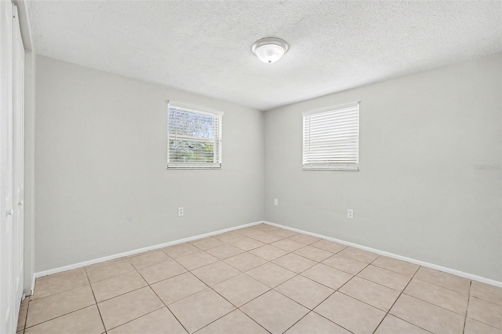 EMBASSY HILLS - Residential