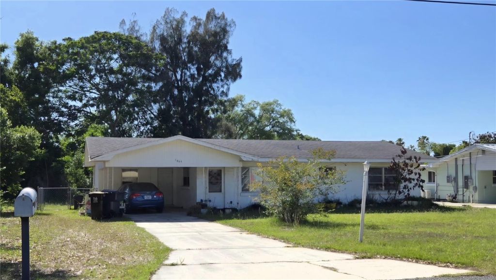 Photo of 1865 4th Street SE, Winter Haven, FL 33880 (MLS # O6400012)