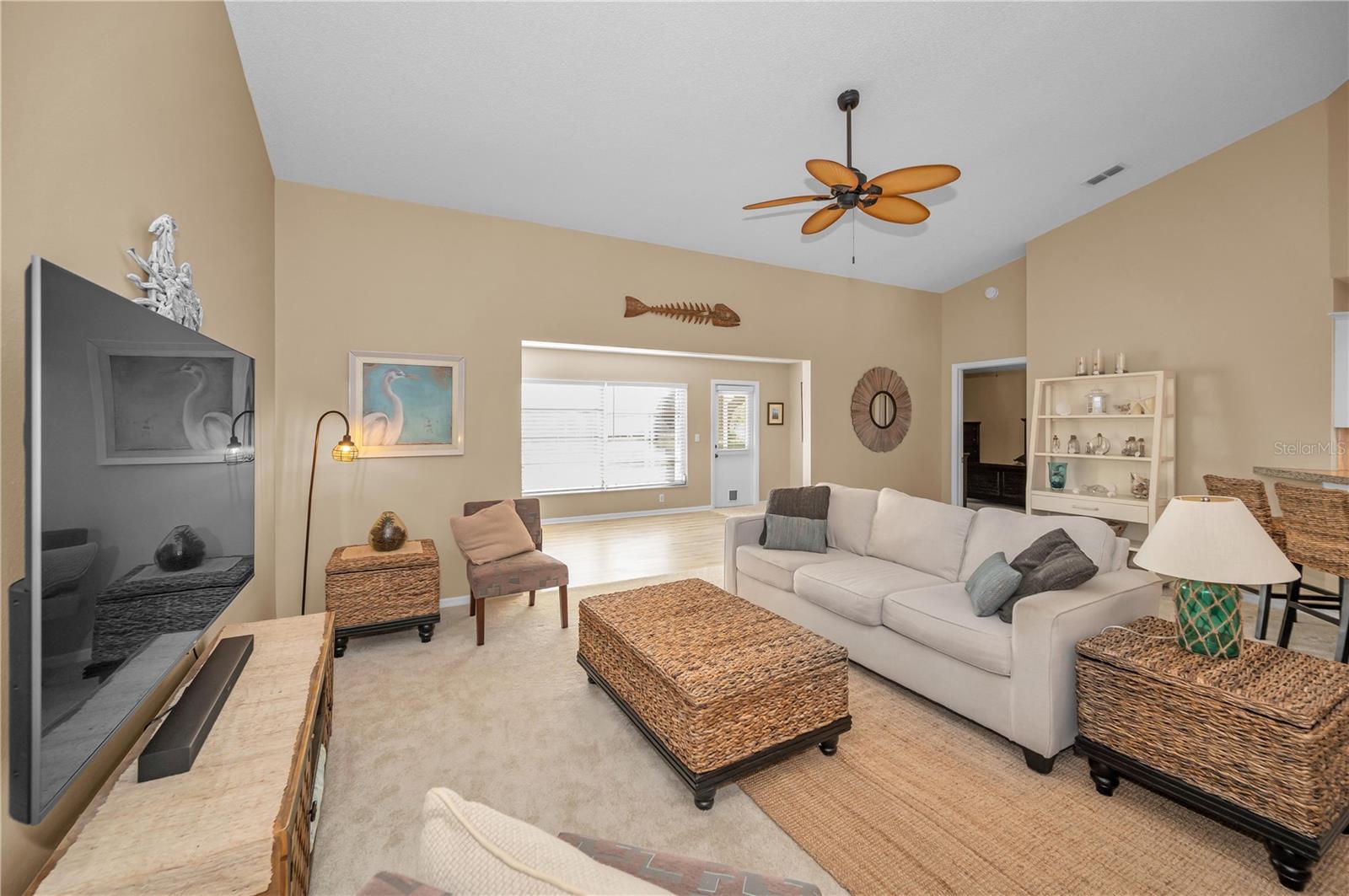 MANCHESTER IV CONDO - Residential