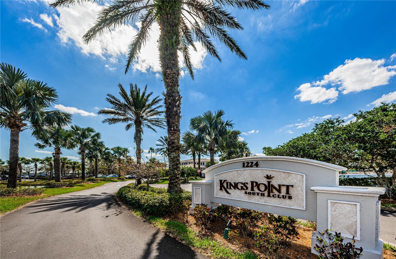 MANCHESTER IV CONDO - Residential