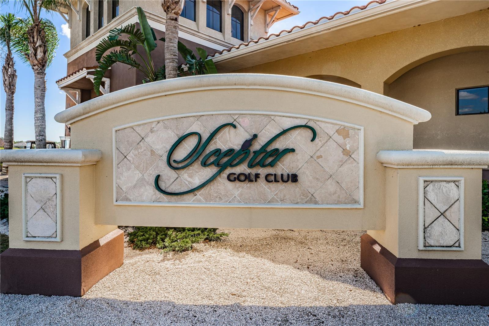 MANCHESTER IV CONDO - Residential