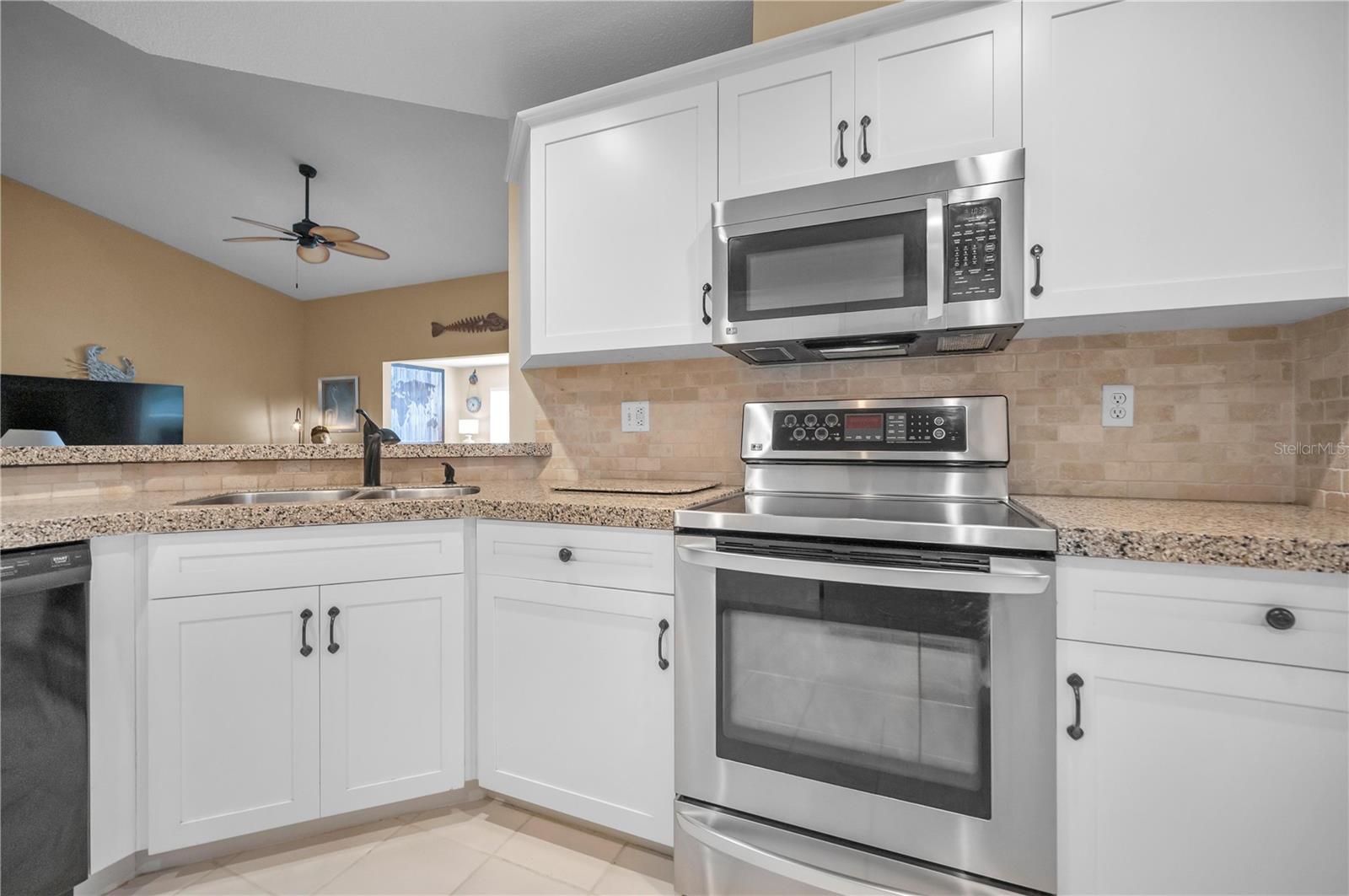 MANCHESTER IV CONDO - Residential