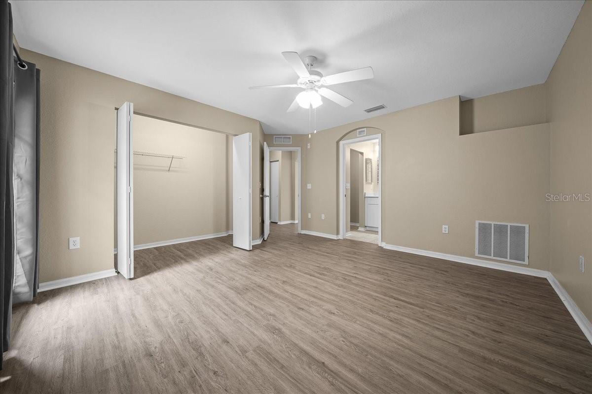 OAK RUN  THE PRESERVES - Residential