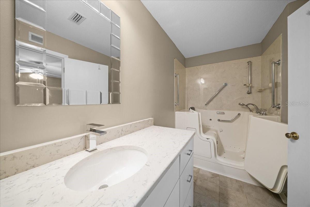 OAK RUN  THE PRESERVES - Residential