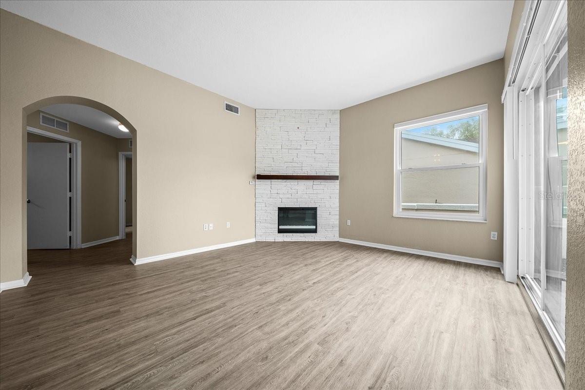 OAK RUN  THE PRESERVES - Residential