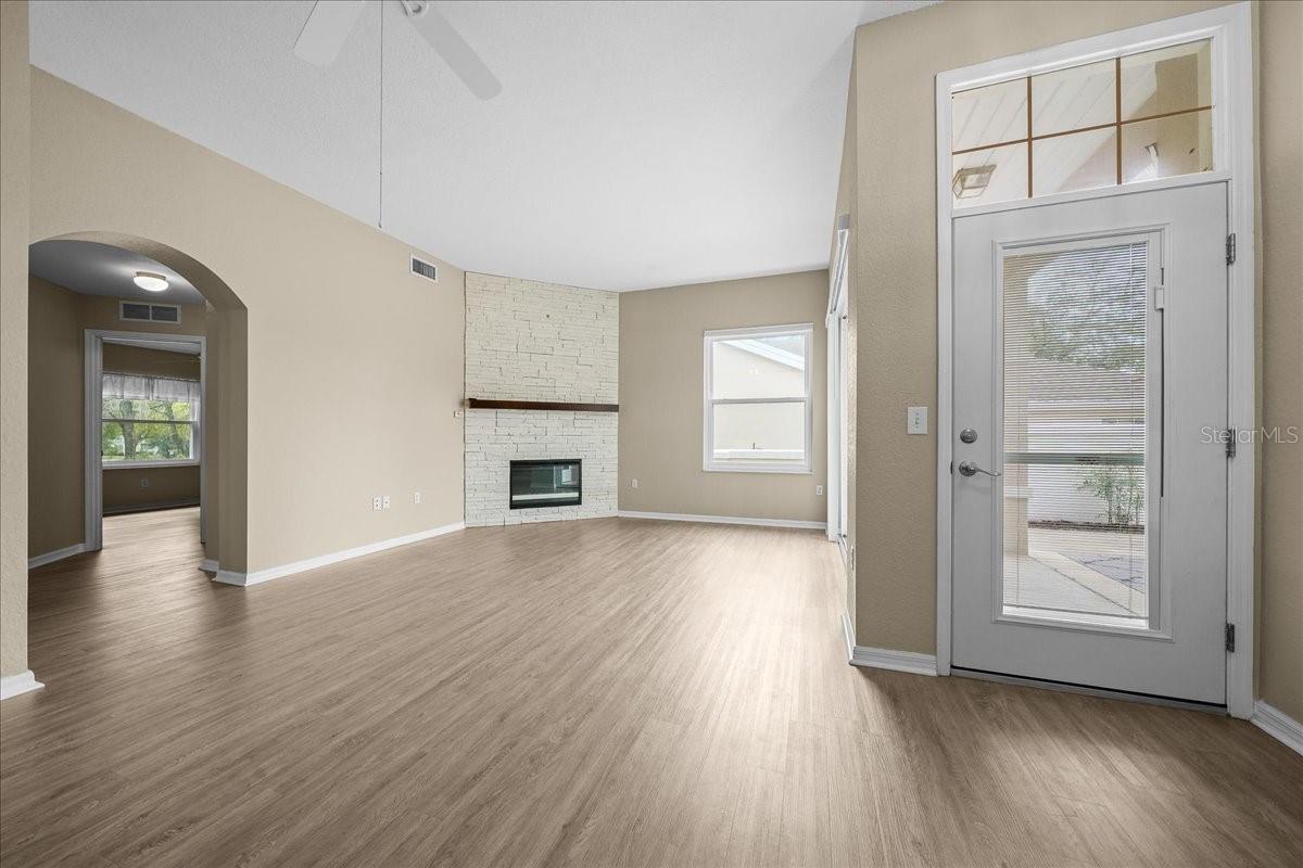 OAK RUN  THE PRESERVES - Residential