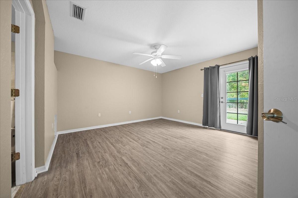 OAK RUN  THE PRESERVES - Residential