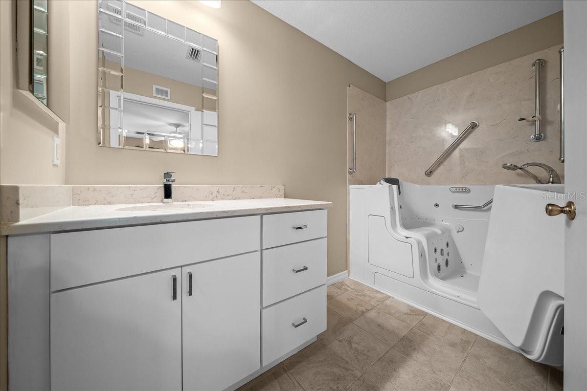 OAK RUN  THE PRESERVES - Residential