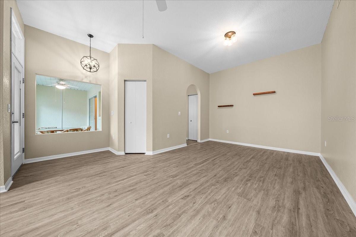 OAK RUN  THE PRESERVES - Residential