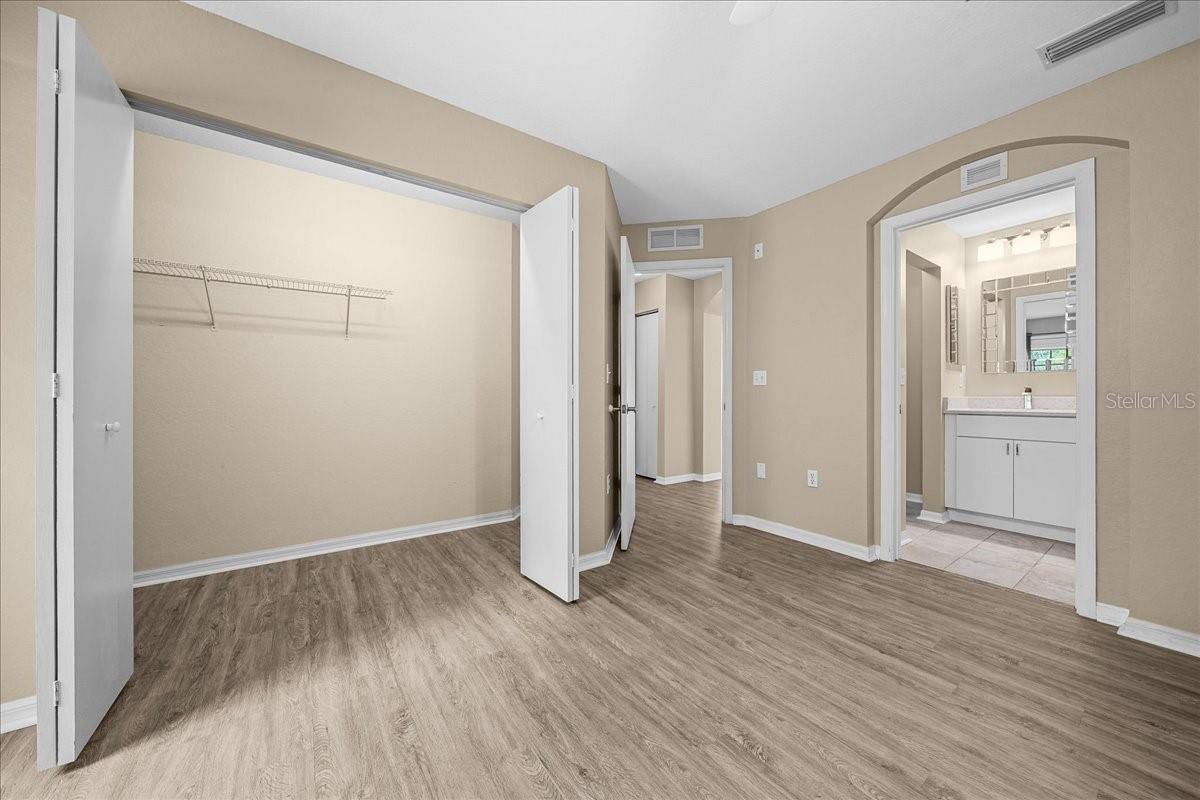 OAK RUN  THE PRESERVES - Residential