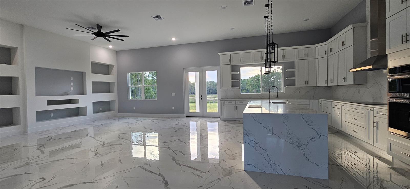 FRST LAKES & HILLS - Residential