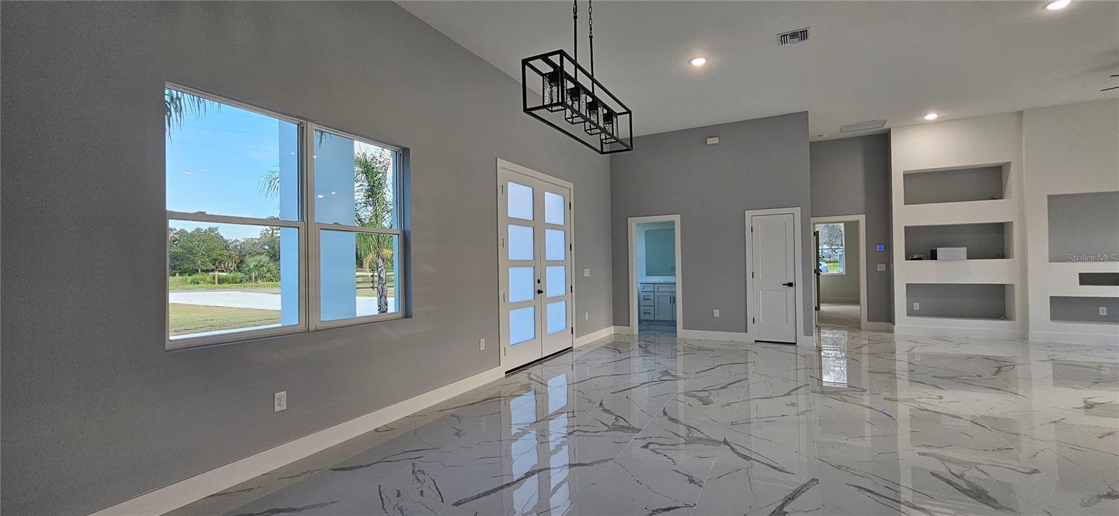 FRST LAKES & HILLS - Residential