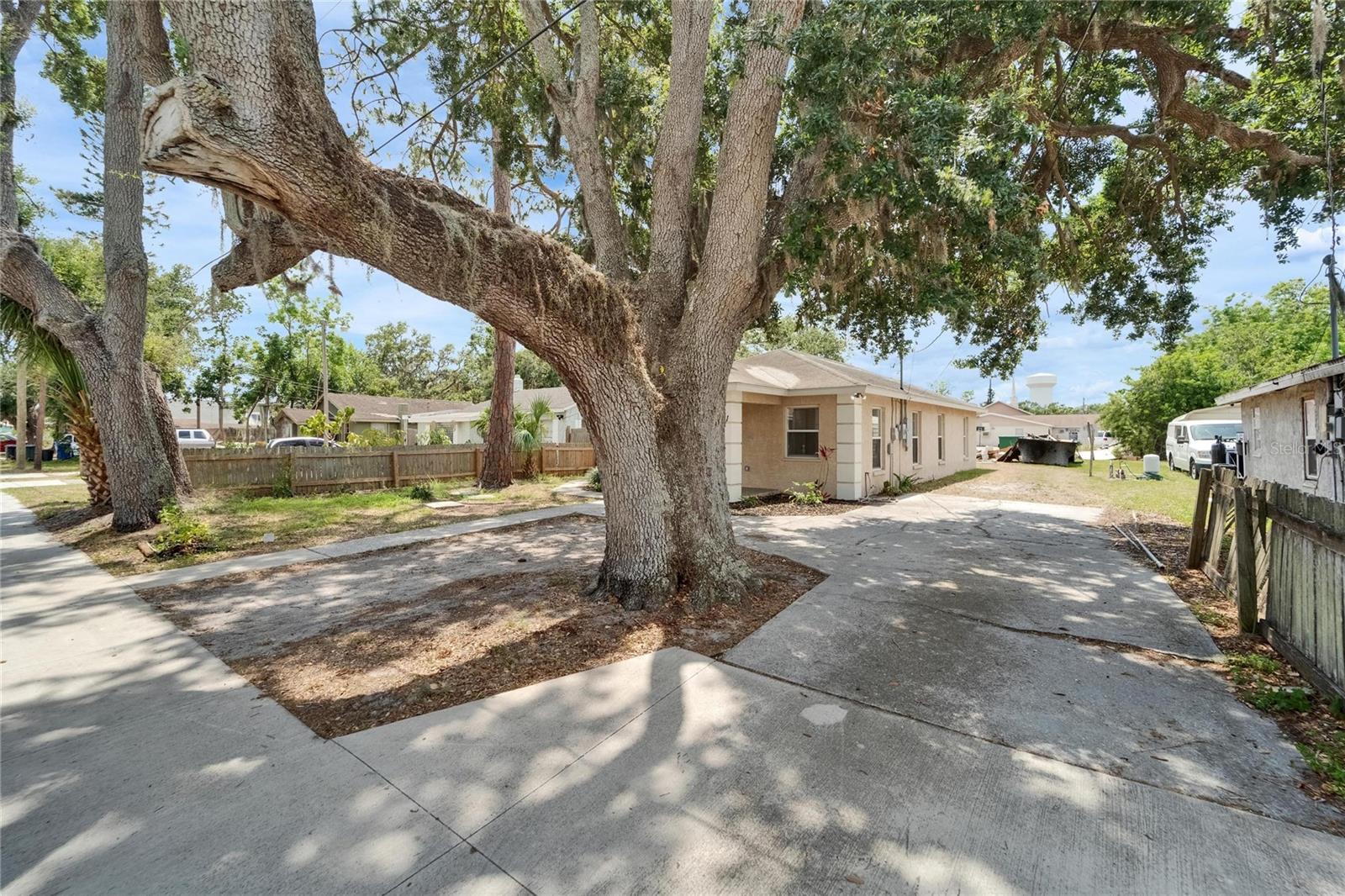 2411 5TH AVENUE DRIVE E