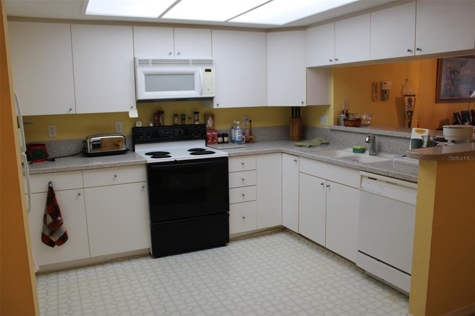 TARA CAY SOUND SOUTH II - Residential