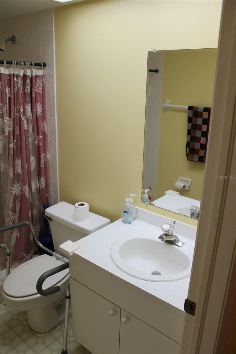 TARA CAY SOUND SOUTH II - Residential