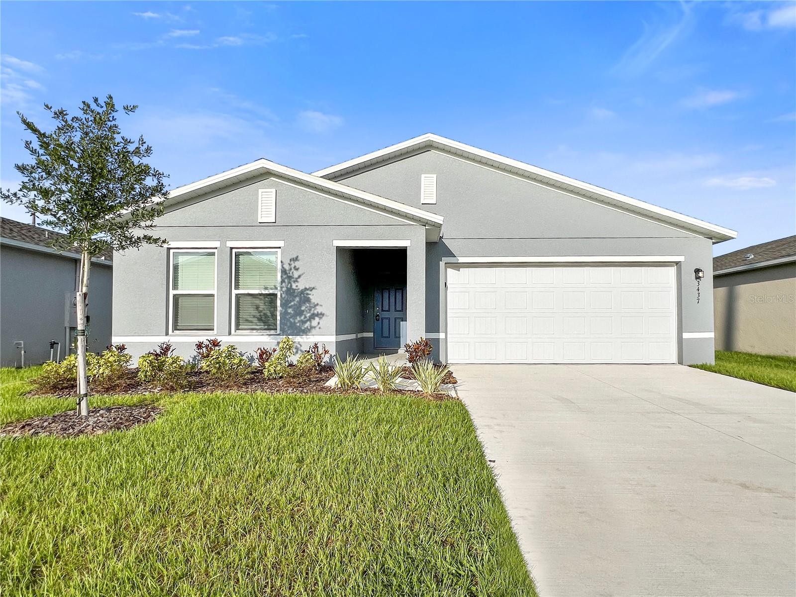 $0 SECURITY DEPOSIT offered for those that qualify through Termwise.
Welcome to 3437 Dahlia Dr, a charming home located in the serene community of Lake Hamilton, Florida. This delightful residence features 3 bedrooms and 2 bathrooms, offering a cozy 1,477 sq ft of living space, perfect for families or anyone seeking a comfortable retreat.
Upon entering, you'll find an inviting open floor plan that seamlessly connects the living room, dining area, and kitchen. The living room provides a warm atmosphere, ideal for relaxing or entertaining. The well-appointed kitchen is equipped with modern appliances, ample counter space, and plenty of cabinetry, making it a functional and enjoyable space for cooking and gathering.
The primary bedroom serves as a tranquil haven, complete with an en-suite bathroom for added privacy and convenience. The additional bedrooms are spacious and versatile, suitable for family members, guests, or even a home office.
Step outside to discover a lovely backyard, perfect for outdoor activities, gardening, or simply enjoying the beautiful Florida sunshine. Conveniently located near shopping, dining, and recreational options, 3437 Dahlia Dr presents an excellent opportunity to embrace a relaxed lifestyle in Lake Hamilton. Dont miss your chance to make this charming house your new home!