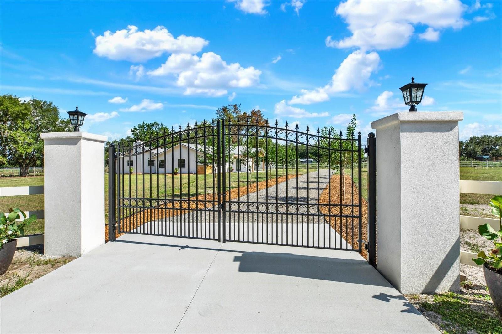 UNPLATTED - Residential