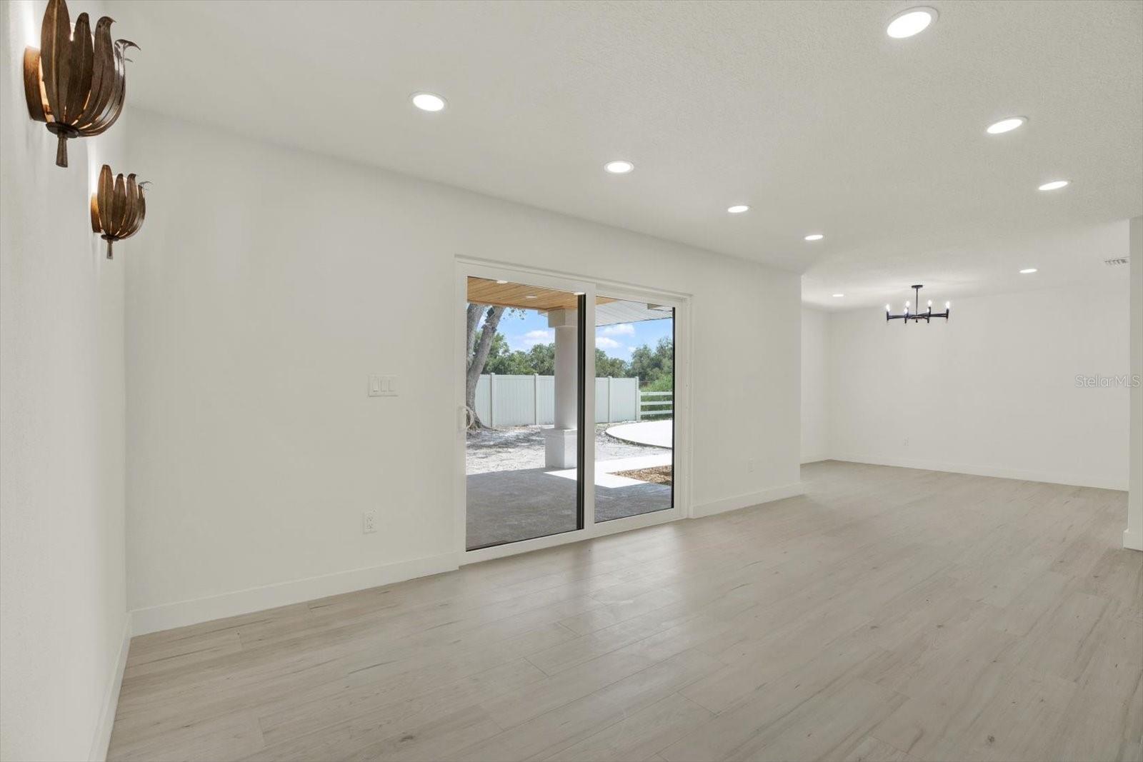 UNPLATTED - Residential