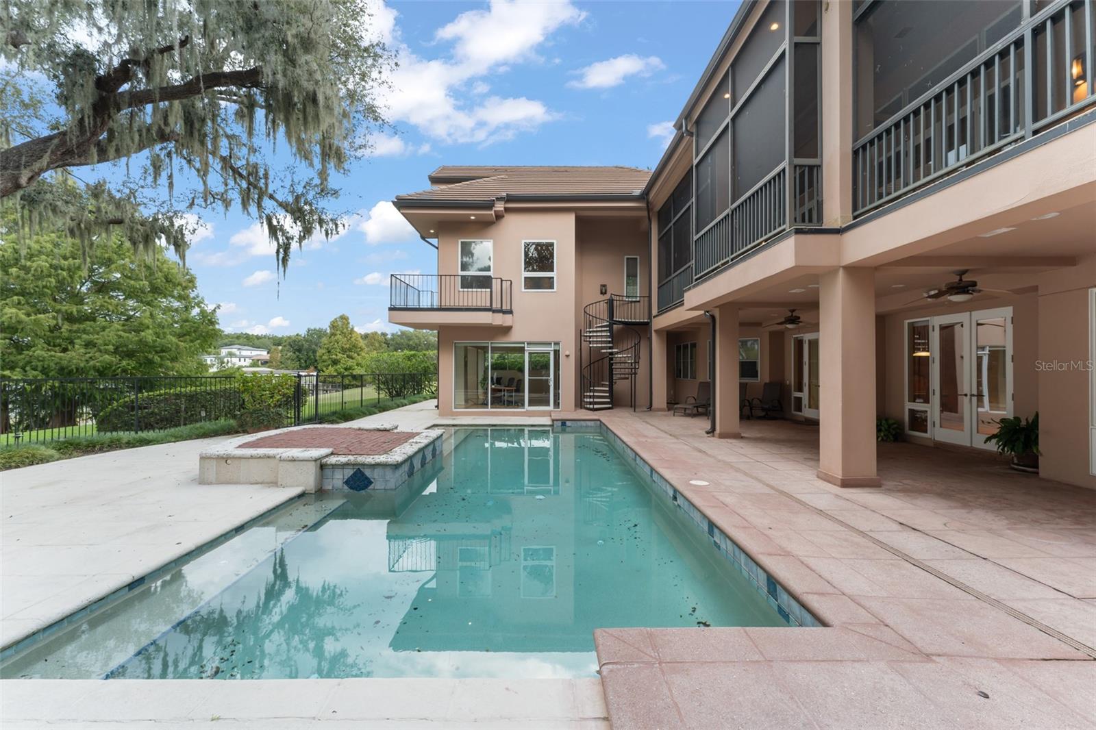 ISLEWORTH - Residential