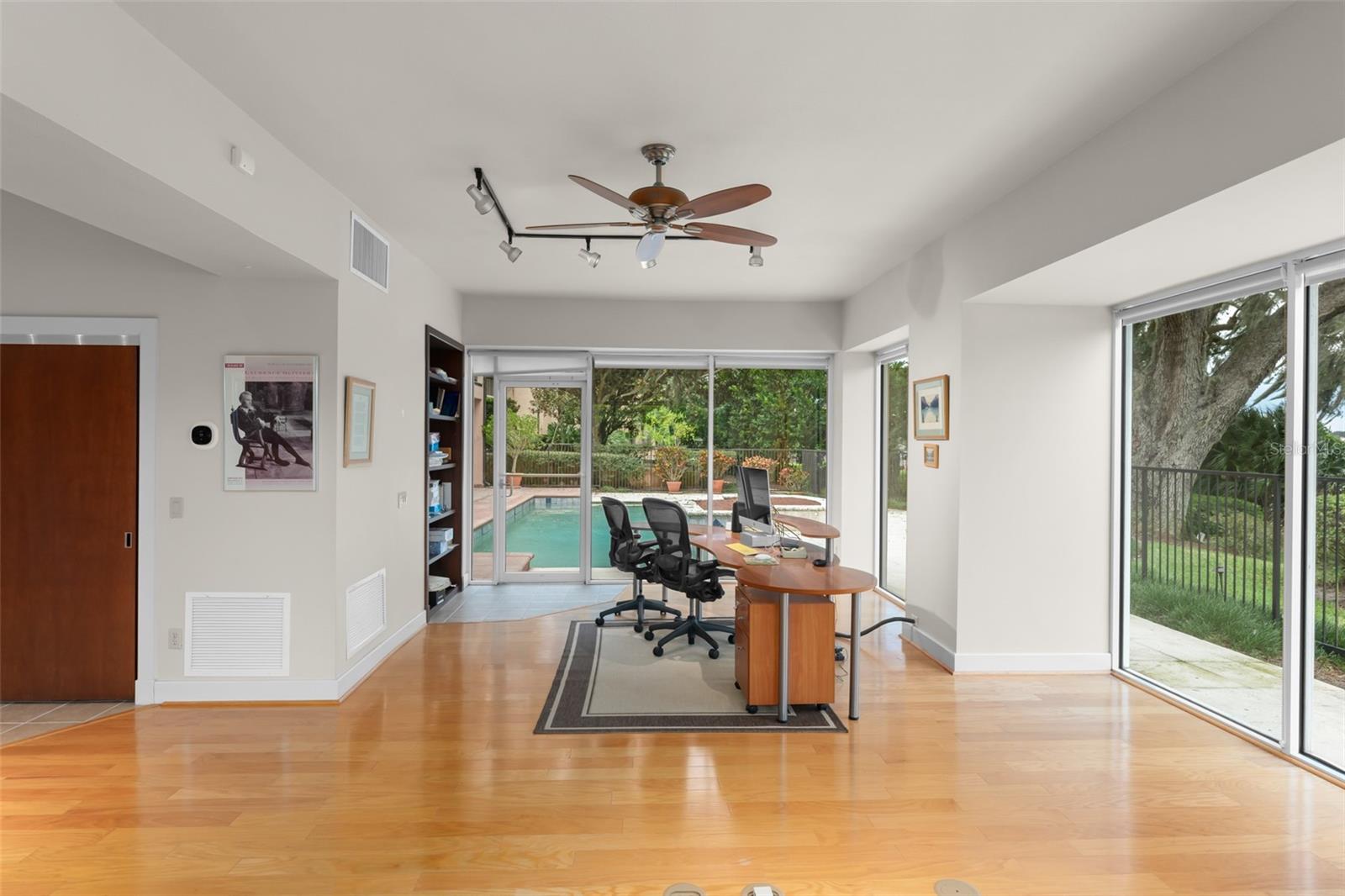 ISLEWORTH - Residential