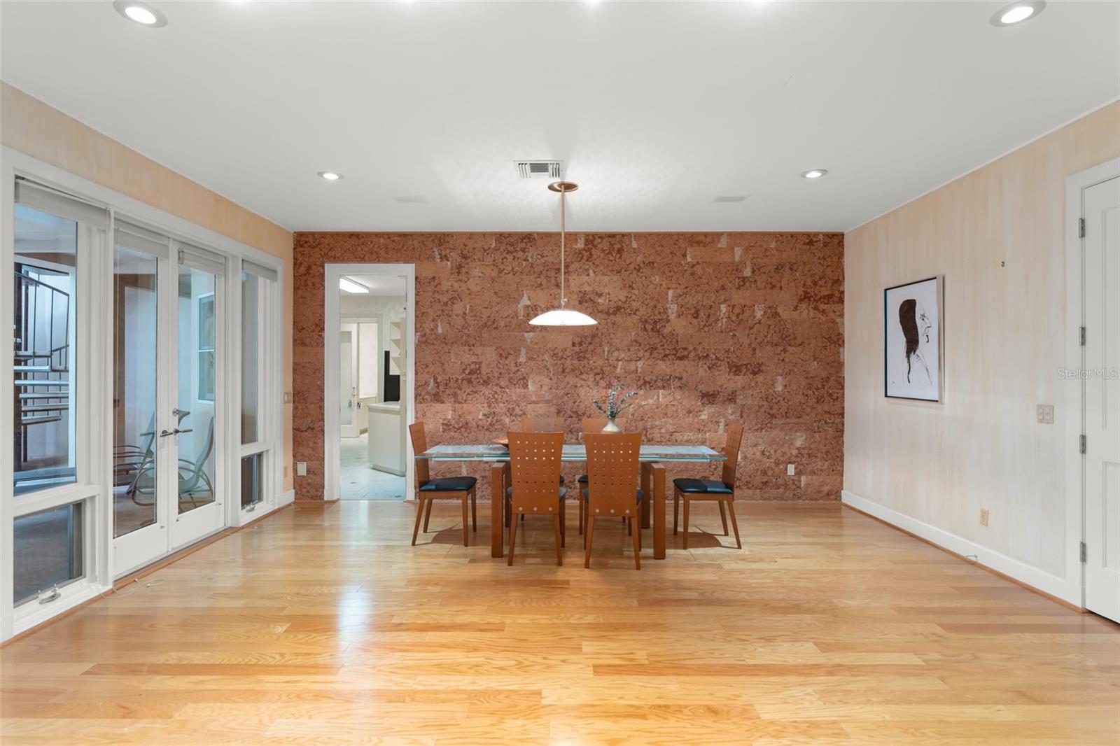 ISLEWORTH - Residential