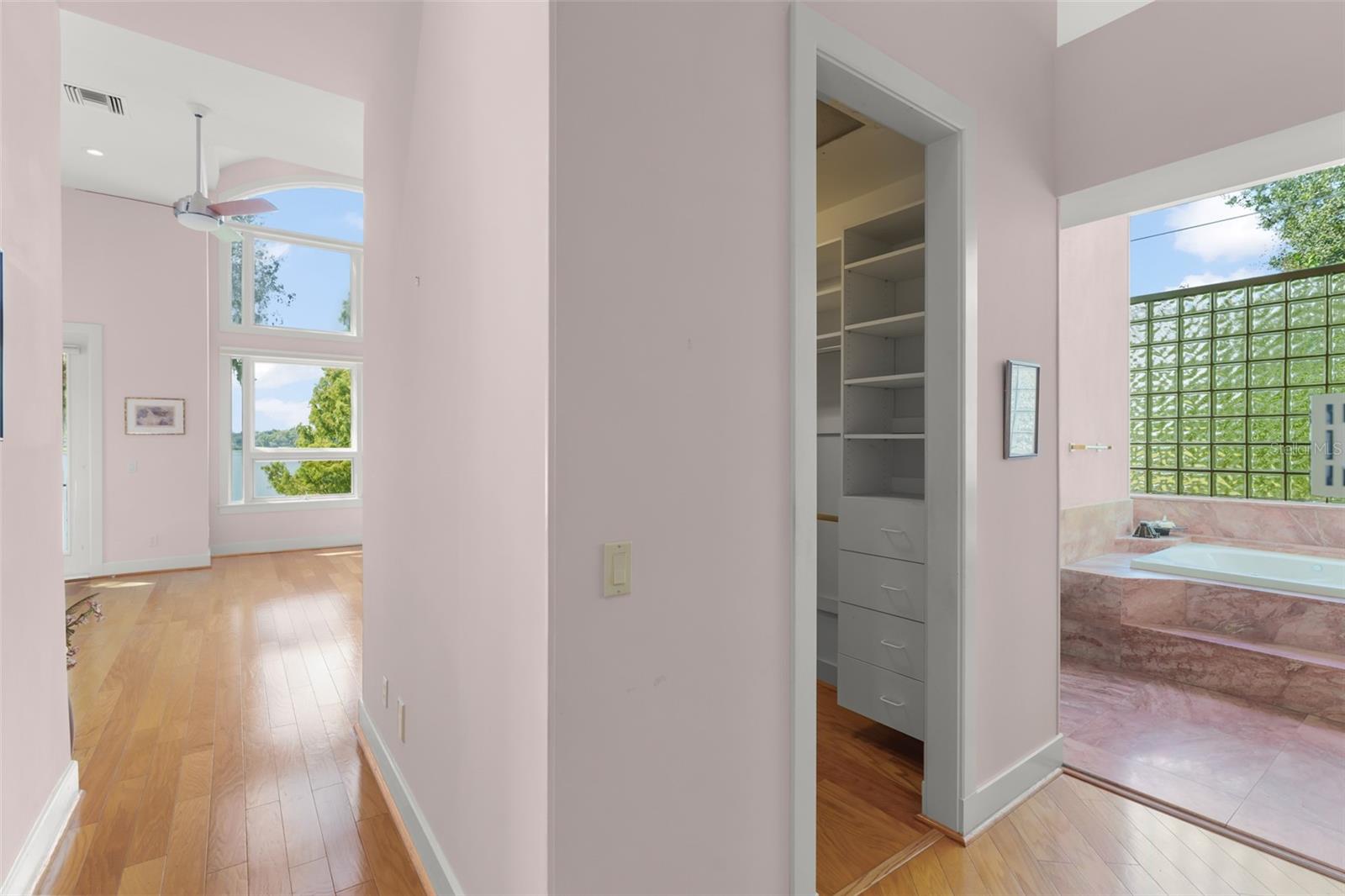 ISLEWORTH - Residential