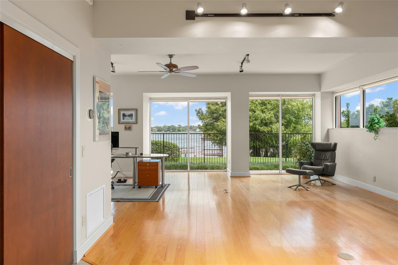 ISLEWORTH - Residential