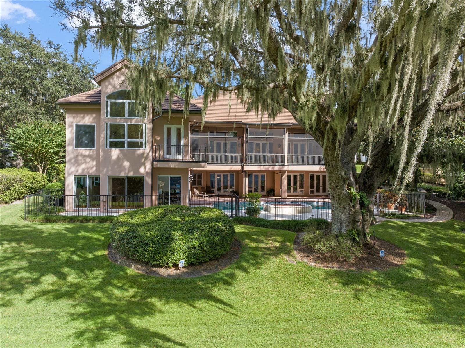 ISLEWORTH - Residential