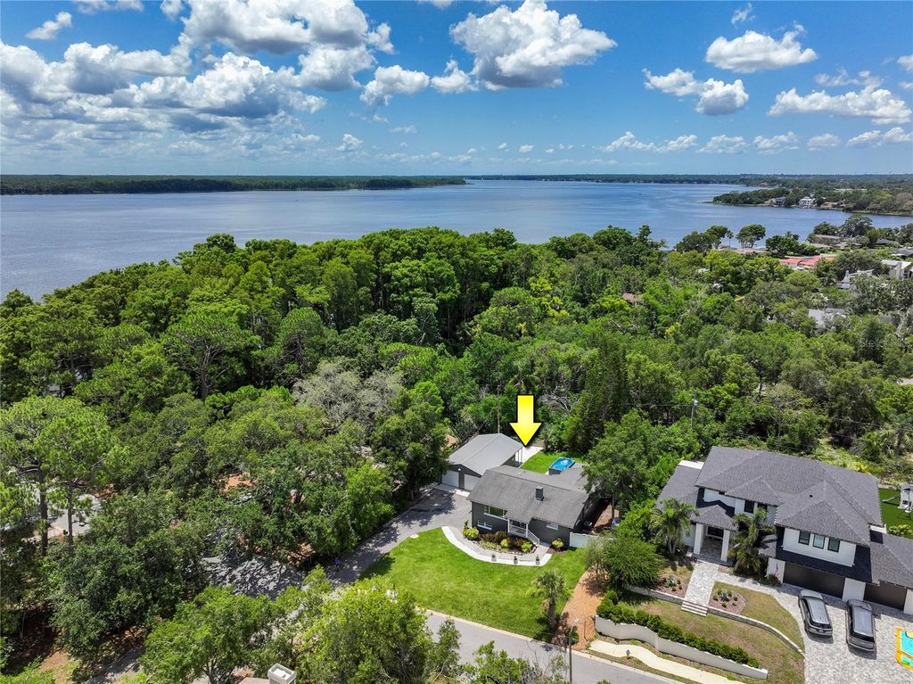 Photo of 1600 Lonesome Pine Lane, Tarpon Springs, FL 34689 (MLS # TB8402504)