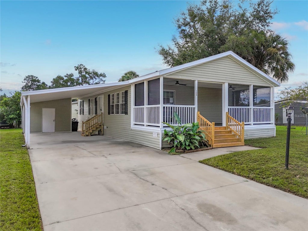 Photo of 108 Pine Lake Drive, Satsuma, FL 32189 (MLS # O6444510)