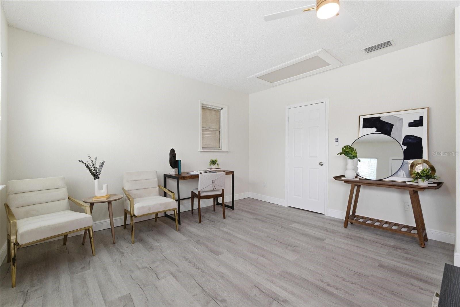 LAUREL HILLS - Residential