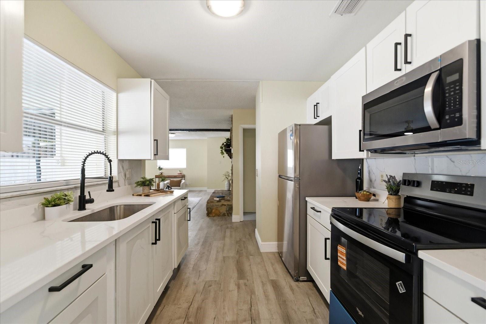 LAUREL HILLS - Residential