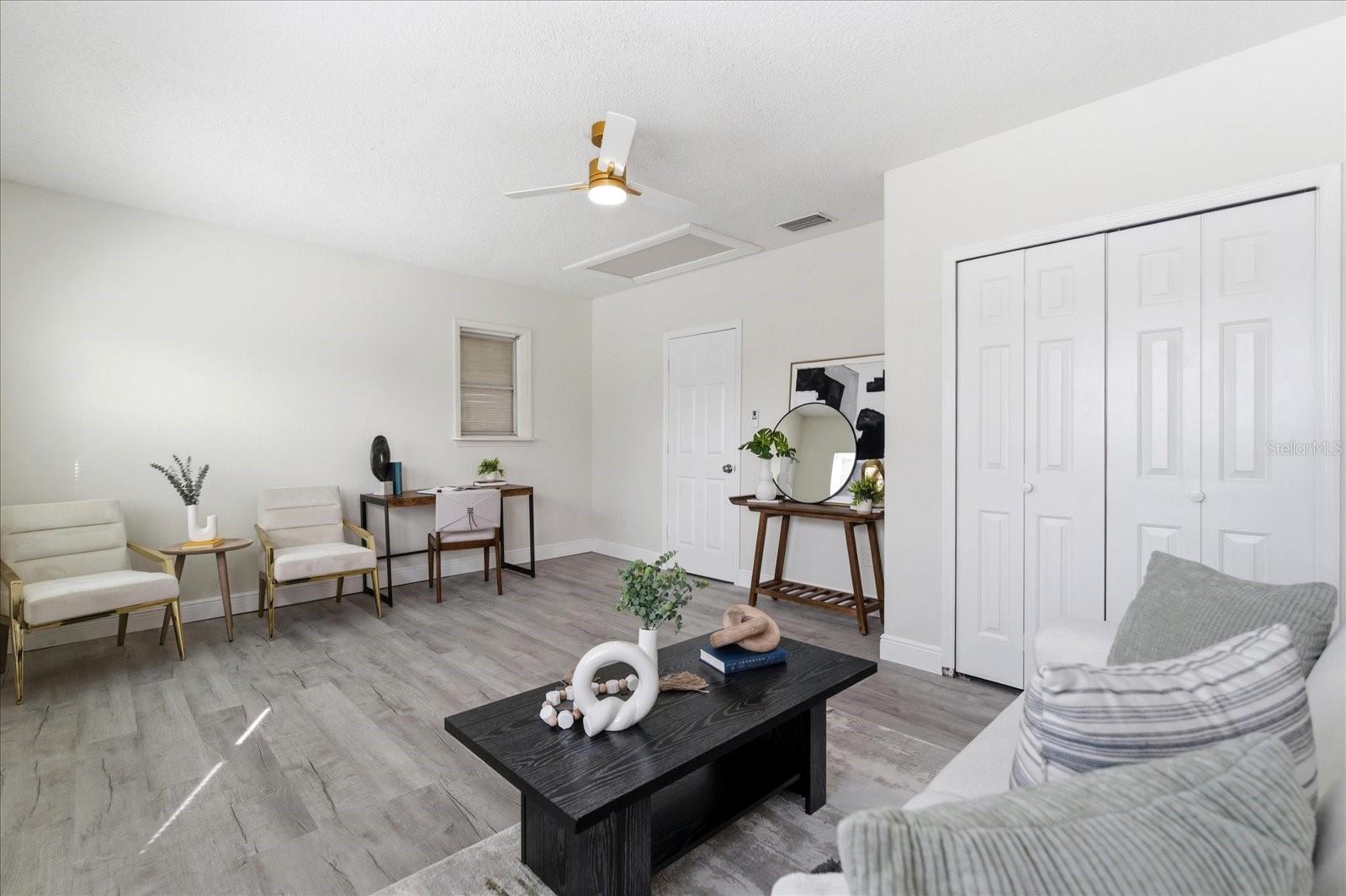 LAUREL HILLS - Residential