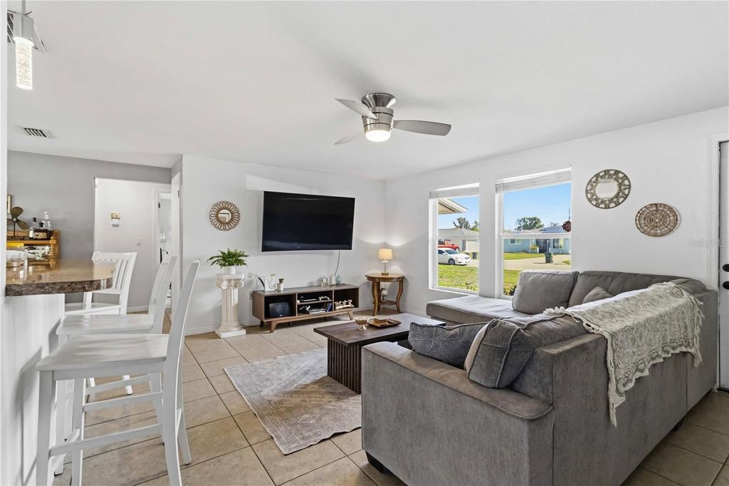 Photo of 395 Gulf Breeze Boulevard, Venice, FL 34293 (MLS # A4687394)