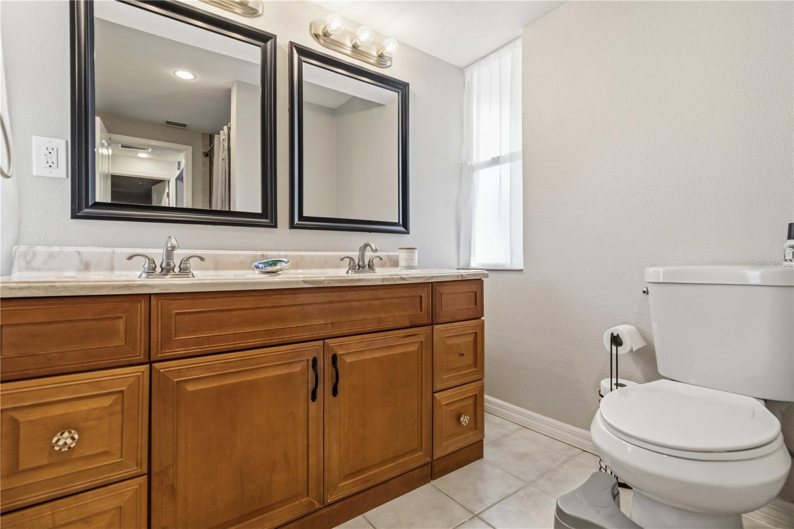 VENICE EAST 3RD ADD - Residential