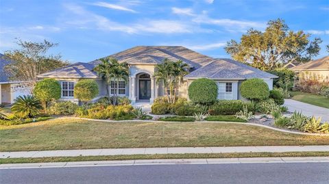 A home in LAKELAND