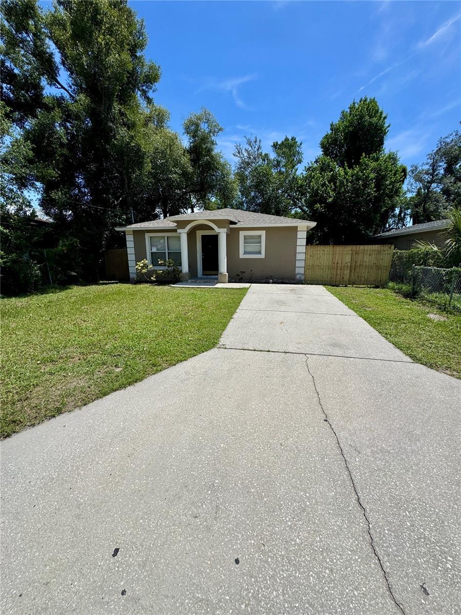 Photo of 3305 E 38th Avenue, Tampa, FL 33610 (MLS # TB8538757)